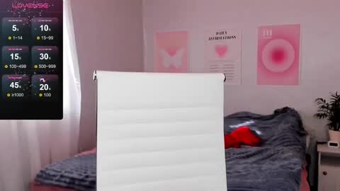 Anna online show from February 22, 8:35 am