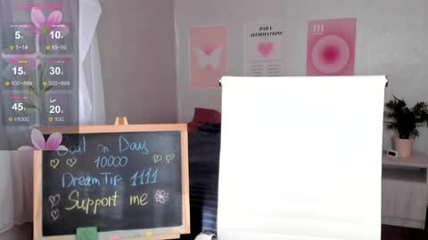Snapshot of queitsharm_ chatting on May 15, 5:36 am Anna online show from May 15, 5:36 am