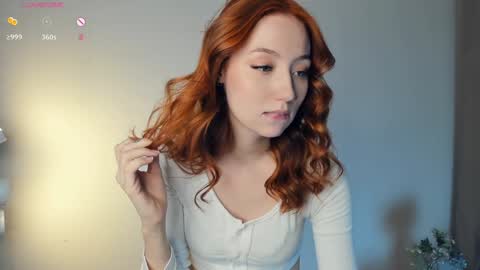 Snapshot of quennaedger chatting on December 8, 3:21 am Fiona online show from December 8, 3:21 am