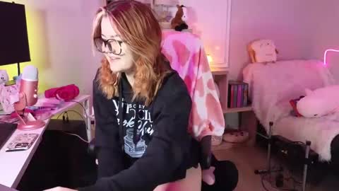 Bri online show from January 17, 2:39 am