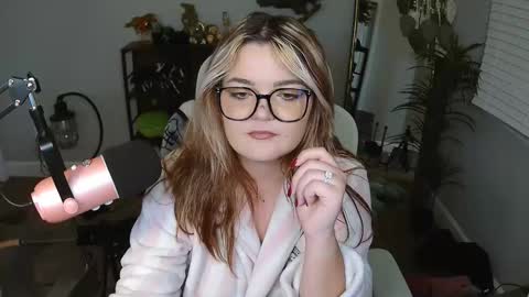 Bri online show from May 14, 5:03 am