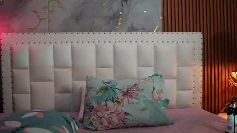 quickhookupp online show from June 12, 2:43 am