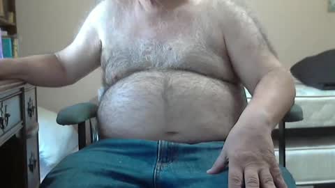 quietnshy2 online show from October 26, 5:30 pm