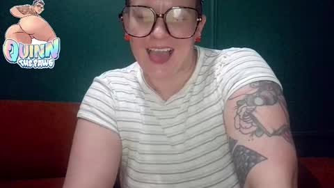 Snapshot of quinnofspades chatting on November 3, 3:52 am quinnofspades online show from November 3, 3:52 am