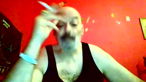 Snapshot of qwertyuiop22348015 chatting on February 17, 12:23 pm qwertyuiop22348015 online show from February 17, 12:23 pm