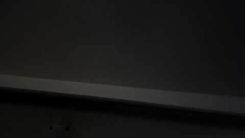 Snapshot of r27822204 chatting on December 12, 6:14 am r2424 online show from December 12, 6:14 am