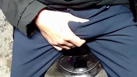 Snapshot of r27822204 chatting on October 4, 6:22 am r2424 online show from October 4, 6:22 am