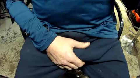 r2424 online show from December 19, 5:25 am