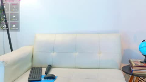 Luna online show from February 7, 6:33 pm