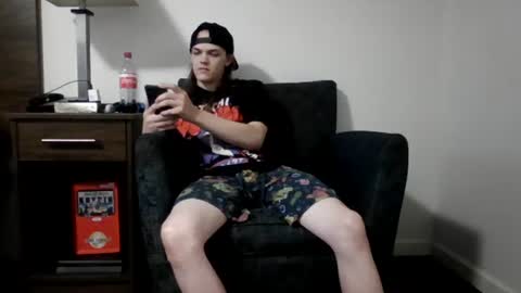 Snapshot of r_monkey583 chatting on September 9, 12:05 pm r_monkey583 online show from September 9, 12:05 pm