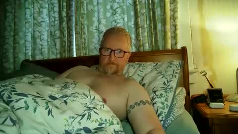 Snapshot of r_o_h_a_n_r_o_o_m chatting on January 7, 1:46 pm r_o_h_a_n_r_o_o_m online show from January 7, 1:46 pm