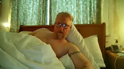 Snapshot of r_o_h_a_n_r_o_o_m chatting on March 10, 3:39 pm r_o_h_a_n_r_o_o_m online show from March 10, 3:39 pm