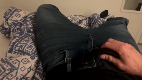 Snapshot of rabbit103 chatting on January 12, 10:01 pm rabbit103 online show from January 12, 10:01 pm