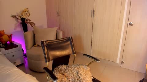 natalia  -  online show from October 10, 3:16 am