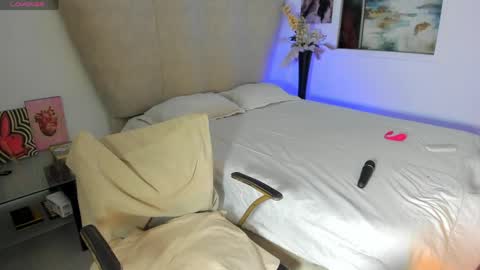 natalia  -  online show from April 28, 3:44 am