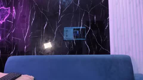 rachel_jamesx online show from March 16, 5:44 am