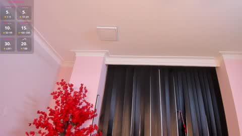 Snapshot of rachel_mendoza chatting on December 26, 11:32 am Rachel online show from December 26, 11:32 am