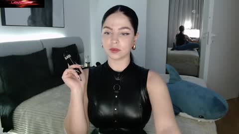 Call me Miss. online show from September 24, 7:39 pm