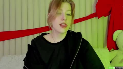 RachelCart online show from April 27, 3:15 am