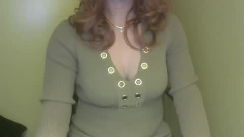 Snapshot of rachelcrossxo chatting on March 28, 1:27 am RachelCrossXO online show from March 28, 1:27 am
