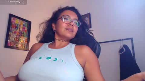 rachell_420 online show from March 8, 2:04 am