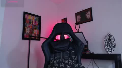 rachell_420 online show from May 2, 2:44 pm