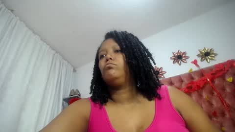 Snapshot of rachell__hot chatting on February 16, 6:32 pm RACHELL online show from February 16, 6:32 pm