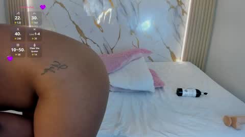 Snapshot of rachell_ebony chatting on April 23, 3:14 pm Rachel Ebony online show from April 23, 3:14 pm