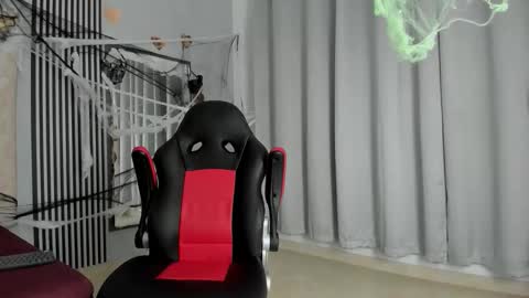 Snapshot of rachell_owen chatting on October 20, 10:59 am rachell_owen online show from October 20, 10:59 am