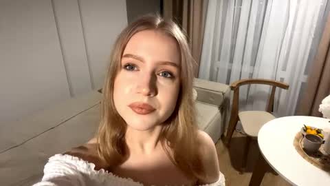 Alice online show from November 23, 3:34 pm