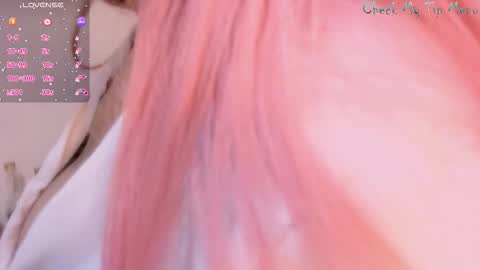 REY online show from January 5, 5:27 pm