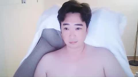 Snapshot of racoonddnj chatting on October 1, 12:00 pm racoonddnj online show from October 1, 12:00 pm