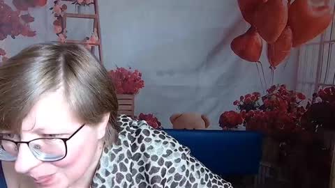 Snapshot of radachudna chatting on February 25, 7:18 am RadaChudna online show from February 25, 7:18 am