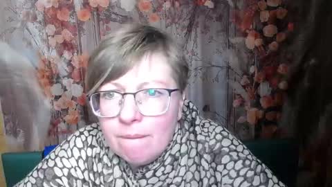 Snapshot of radachudna chatting on March 9, 6:28 am RadaChudna online show from March 9, 6:28 am