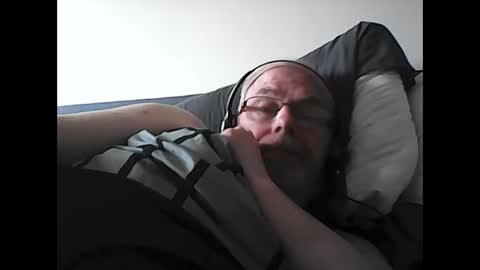 Snapshot of rader50 chatting on April 5, 6:54 am rader50 online show from April 5, 6:54 am