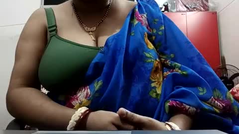 Snapshot of radharani143 chatting on October 25, 7:08 pm Radharani online show from October 25, 7:08 pm
