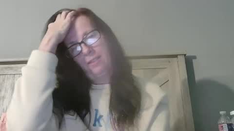 Snapshot of radiantpeachgoddess chatting on February 17, 3:25 am Radiant Peach Goddess online show from February 17, 3:25 am