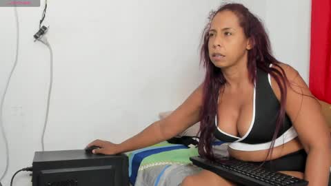 Raechel online show from March 30, 6:14 am