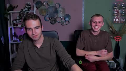 Snapshot of rafael_bien chatting on January 18, 2:37 am rafael online show from January 18, 2:37 am