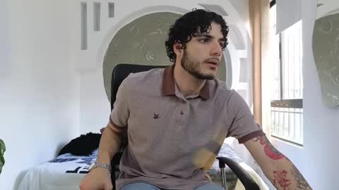 R A F A E L online show from November 1, 7:27 pm