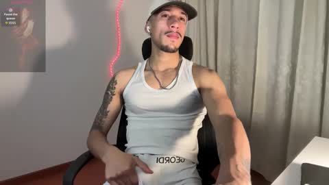 Snapshot of rafael_stone1 chatting on March 25, 1:33 am NEW IG online show from March 25, 1:33 am