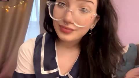 Riya online show from December 18, 11:05 am