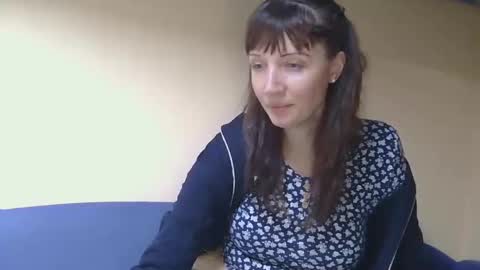 Rafaella online show from May 7, 3:17 pm