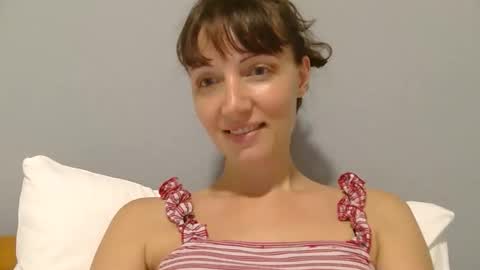 Rafaella online show from June 8, 10:10 pm
