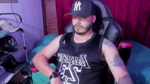 ragnar_lothbrok77 online show from March 4, 5:11 am