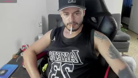 ragnar_lothbrok77 online show from November 20, 4:07 pm