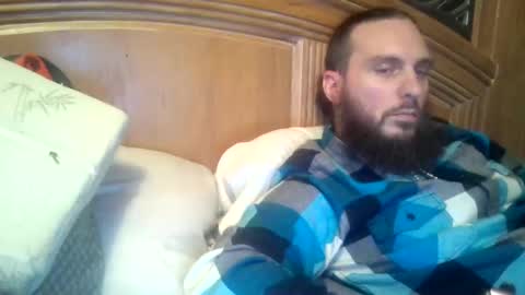 Snapshot of raidersman757 chatting on December 14, 2:34 am hitman online show from December 14, 2:34 am