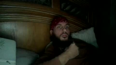 Snapshot of raidersman757 chatting on December 14, 9:35 pm hitman online show from December 14, 9:35 pm