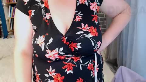 rainbowladyy online show from September 27, 3:00 am