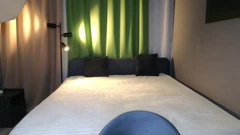 Snapshot of rainevi chatting on March 2, 10:49 pm rainevi online show from March 2, 10:49 pm